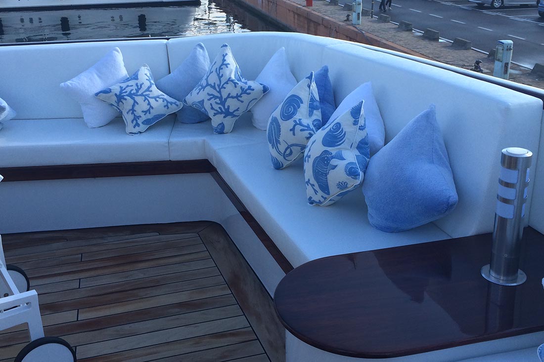 Sun & Shade Genova: arredamento interno per imbarcazioni, cuscineria e divani per imbarcazioni, imbottiti, idrorepellenti e resistenti ai raggi UV